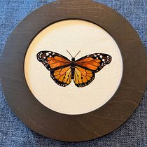 My project for course: Realistic Embroidery Techniques. Traditional illustration, Embroider, and Textile Design project by cskingel - 06.11.2023