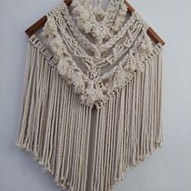 Mi proyecto del curso: Introducción al tapiz de macramé. Un progetto di Design di accessori, Artigianato, Fiber Art, Macramè e Textile Design di Azalea Martínez - 13.06.2023