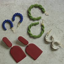 Mi proyecto del curso: Diseño de bisutería con arcilla polimérica para principiantes. Un progetto di Design di accessori, Artigianato, Design di gioielli e DIY di danimolina0115 - 14.06.2023
