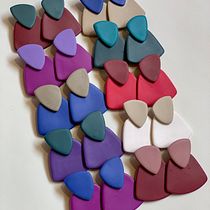 Meu projeto do curso: Design de bijuteria com polymer clay para iniciantes . Een project van Ontwerp van accessoires, Craft, Sieradenontwerp y DIY van Johana Gérman - 11.06.2023