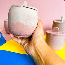 Mi proyecto del curso: Técnicas decorativas en concreto. Un progetto di Design di accessori, Artigianato, Interior design, Interior Design e DIY di byingridgori - 17.06.2023