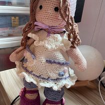 Mi proyecto del curso: Elaboración de muñecas amigurumi románticas Ein Projekt aus dem Bereich H, werk, Spielzeugdesign, Weben, Crochet, Amigurumi und Textildesign von Mariella Loyola - 17.06.2023