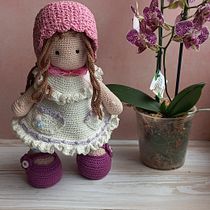 Mi proyecto del curso: Elaboración de muñecas amigurumi románticas Ein Projekt aus dem Bereich H, werk, Spielzeugdesign, Weben, Crochet, Amigurumi und Textildesign von erika gonzalez uribe - 19.06.2023