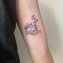 Mi proyecto del curso: Tatuaje fine line: la sutileza de la línea. Traditional illustration, Drawing, and Tattoo Design project by Ignacia Fusae - 06.20.2023