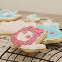 Mi proyecto del curso: Decoración de galletas con royal icing para principiantes. Design, Painting, and DIY project by Betania Hidalgo Acosta - 06.21.2023
