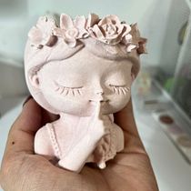 Meu projeto do curso: Acessórios para a casa em terrazzo com resina Jesmonite. Artesanato, e Design e fabricação de móveis projeto de Vânia Cachinho - 22.06.2023
