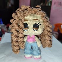Mi proyecto del curso: Amigurumis: personas tejidas a crochet. Arts, Crafts, To, Design, Fiber Arts, Crochet, Amigurumi, and Textile Design project by Kenia Zambrano - 08.07.2023