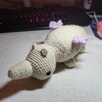 My finished rhino. Un projet de Artisanat, Conception de jouets, Art textile, DIY, Crochet, Amigurumi , et Design textile de Luz Perez - 24.06.2023