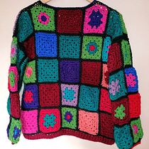 Final project for Granny Square Crochet: Make Your Own Sweater. Fashion Design, Fiber Arts, DIY, Crochet, and Textile Design project by Sharron Power - 07.07.2023