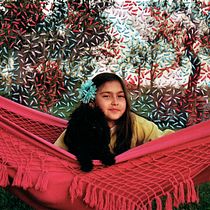 Mi proyecto del curso: Introducción al fotobordado: crea imágenes con textura. Un proyecto de Fotografía, Papercraft, Bordado, DIY y Diseño textil de Vicu Pina - 09.07.2023