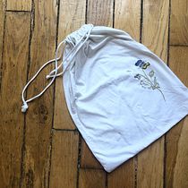 My project for course: Botanical Pattern Embroidery for Clothing Ein Projekt aus dem Bereich H, werk, Musterdesign, Stickerei, Weben, Botanische Illustration, Upc, cling und Textildesign von carolinaherz - 10.07.2023