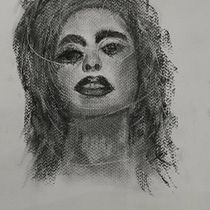 My project for course: Artistic Charcoal Portraiture: Creating Atmosphere. Ilustração tradicional, Artes plásticas, Desenho, Desenho de retrato, Desenho realista, e Desenho artístico projeto de Margaret Fraser - 09.07.2023