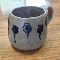 My project for course: Stamp Making for Textured Pottery. Arts, Crafts, Fine Arts, Decoration, Ceramics, and DIY project by Cherie Luck - 07.16.2023