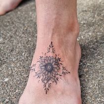 Mein Abschlussprojekt für den Kurs: Tätowiertechniken: Blackwork und Fineline. Un projet de Conception de tatouage de l.reisinger - 19.07.2023