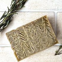 Skin Healing Botanical Soap | My project for course: Natural Soap Making for Beginners. Arts, Crafts, and DIY project by mihaela_g - 07.14.2023