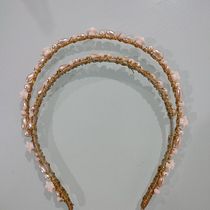 My project for course: Hair Accessories Design . Un progetto di Design di accessori, Artigianato e Design di gioielli di Alejandra Hernandez Gomez - 22.07.2023
