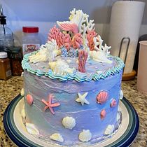 My project for course: Cake Design: Modern Decorating Techniques. Un progetto di Design e DIY di amandasea - 22.07.2023
