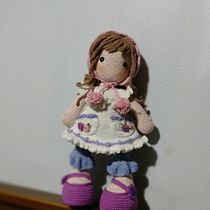 Mi proyecto del curso: Elaboración de muñecas amigurumi románticas Ein Projekt aus dem Bereich H, werk, Spielzeugdesign, Weben, Crochet, Amigurumi und Textildesign von Juana Inés GAlleguillos Maldonado - 24.07.2023