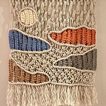 My project for course: Basic Macramé: Knot Nature-Inspired Tapestries. Un progetto di Macramè e Textile Design di Jucelia Bezerra - 29.07.2023