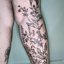 Meu projeto do curso: Técnicas de tatuagem blackwork com fine line. Un projet de Conception de tatouage de Paola Felintro da Silva - 30.07.2023