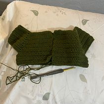 Mi proyecto del curso: Top-down: prendas a crochet de una sola pieza. Fashion Design, Fiber Arts, DIY, Crochet, and Textile Design project by publilucia11 - 07.31.2023
