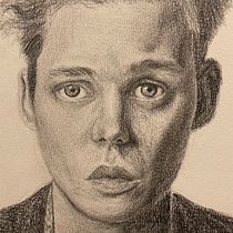 My project for course: Realistic Portrait with Graphite Pencil. Ilustração tradicional, Artes plásticas, Esboçado, Desenho a lápis, Desenho, Desenho de retrato, Desenho realista, Desenho artístico, e Desenho anatômico projeto de vaneadalet - 01.08.2023