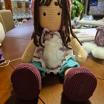 Mi proyecto del curso: Elaboración de muñecas amigurumi románticas. Un proyecto de Artesanía, Diseño de juguetes, Tejido, Crochet, Amigurumi y Diseño textil de Veronica Uribe - 02.08.2023