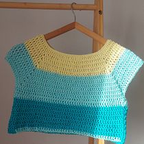 Mi proyecto del curso: Top-down: prendas a crochet de una sola pieza. Fashion Design, Fiber Arts, DIY, Crochet, and Textile Design project by Campo Rella - 08.01.2023
