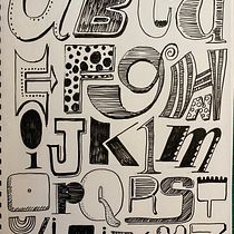 My project for course: Hand-Lettering Sketchbook: Techniques to Unlock Creativity. Un projet de Esquisse , Créativité, Dessin, Lettering manuel , et Carnet de croquis de ckiesler - 04.08.2023