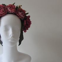 mnk_vestuario   -   Diseño de accesorios para el cabello. Un progetto di Design di accessori, Artigianato e Design di gioielli di nuriazz - 06.08.2023