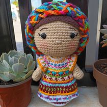 Mi proyecto del curso: Amigurumis: personas tejidas a crochet. Arts, Crafts, To, Design, Fiber Arts, Crochet, Amigurumi, Textile Design, and Design project by Evelyn Gomez - 08.07.2023