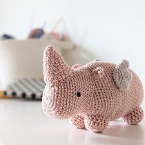 Meu projeto do curso: Design e criação de amigurumis. Un progetto di Artigianato, Design di giocattoli, Fiber Art, DIY, Uncinetto, Amigurumi e Textile Design di katym2511 - 28.12.2023