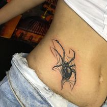 Mi proyecto del curso: Técnicas de tatuaje blackwork con línea fina. Un projet de Conception de tatouage de Roberto José Ramírez Narvaez - 08.08.2023