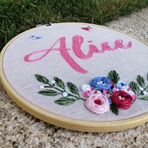 Meu projeto do curso: Técnicas básicas para bordado de letras. Un projet de Broderie , et Design textile de isabel_carvalho8 - 14.08.2023