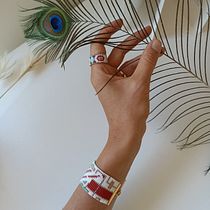 My project for course: Beaded Jewelry Design: Weave Elegant Patterns. Un progetto di Design di accessori, Artigianato, Design di gioielli e Fiber Art di Anna Lair - 03.08.2023