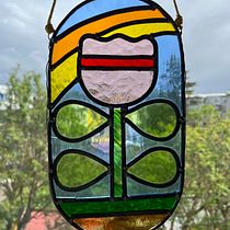 My project for course: Stained-Glass Art: Explore the Leaded Technique. Un proyecto de Diseño de complementos, Artesanía, Decoración de interiores y DIY de bodraw - 15.08.2023
