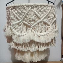 Mi proyecto del curso: Diseño de lámparas en macramé. Arts, Crafts, Interior Decoration, Fiber Arts, Macramé, and Textile Design project by Oriana Valeska Morales De Centeno - 08.17.2023