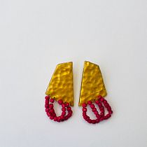 Meu projeto do curso: Design de bijuteria com polymer clay para iniciantes . Un progetto di Design di accessori, Artigianato, Design di gioielli e DIY di Dulce Napoleão - 18.08.2023
