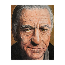 Final Project: Realistic Portrait with Coloured Pencils. Traditional illustration, Fine Arts, Pencil Drawing, Drawing, Portrait Drawing, Realistic Drawing, Artistic Drawing, and Colored Pencil Drawing project by Tony Sevilla - 08.15.2023