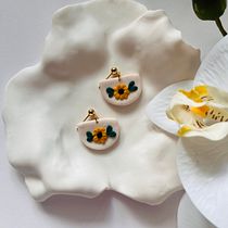 My project for course: Polymer Clay Jewelry Design for Beginners. Un progetto di Design di accessori, Artigianato, Design di gioielli e DIY di qk5fxs6628 - 20.08.2023