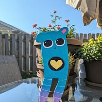 My project for course: Paper Mache for Beginners: Sculpt a Colorful Character. Traditional illustration, Character Design, To, Design, Art To, s, and Creating with Kids project by Charlene Willems - 08.20.2023