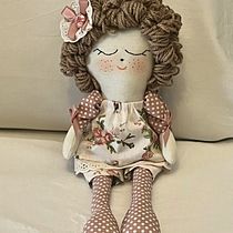 Mi proyecto del curso: Muñecos de tela: diseño, costura y creación de contenido. Un projet de Artisanat, Conception de jouets, Réseaux sociaux, Photographie smartphone, Photographie de produits, Couture, Photographie pour Instagram , et Confection de patrons et vêtements de Maria Sanchez Fernandez - 20.08.2023