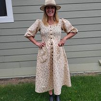My project for course: Sewing Machine 101: Make Your First Dress. Sewing, DIY, Patternmaking, Dressmaking, and Fashion Design project by JennyLee Thompson - 08.19.2023