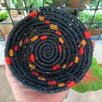 Mi proyecto del curso: Cestería para principiantes: la técnica de espiral. Un projet de Création d'accessoires, Artisanat, St, lisme, Art textile , et Design textile de Rosa Morales - 28.08.2023