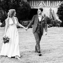 Mon projet du cours : Photographie de mariage : séance de couple. Un projet de Photographie, Photographie de portrait, Photographie documentaire , et Composition photographique de Stephanie Boillon - 12.06.2023
