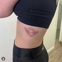 My project for course: Introduction to Tattooing. Projekt z dziedziny Trad, c, jna ilustracja, Projektowanie tatuaż, R i sunek botaniczn użytkownika inkedbyloz - 01.09.2023