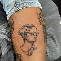Mi proyecto del curso: Técnicas de tatuaje blackwork con línea fina. Tattoo Design project by Jesús David Arellanes - 09.03.2023