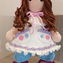 Mi proyecto del curso: Elaboración de muñecas amigurumi románticas Ein Projekt aus dem Bereich H, werk, Spielzeugdesign, Weben, Crochet, Amigurumi und Textildesign von Esperanza Giraldo - 02.09.2023