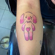 Mi proyecto del curso: Tatuaje artístico full color. Een project van Traditionele illustratie,  Tekening, Digitale illustratie,  Tatoeageontwerp y Digitale tekening van Daniela Quiñones - 05.09.2023