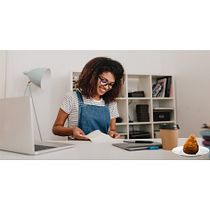 Meu projeto do curso: Copywriting criativo para empreendedores. Writing, Cop, writing, Social Media, Creativit, Digital Marketing, and Narrative project by Maria Beatriz Santos Santana - 09.04.2023